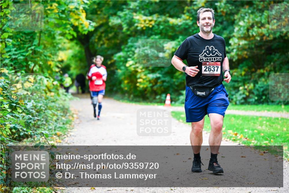 12.10.2025 - Bramfelder Halbmarathon 2025 Dr. Thomas Lammeyer http://msf.ph/oto/9359720 12.10.2025 11:09:15 Laufen 2637 meine-sportfotos.de