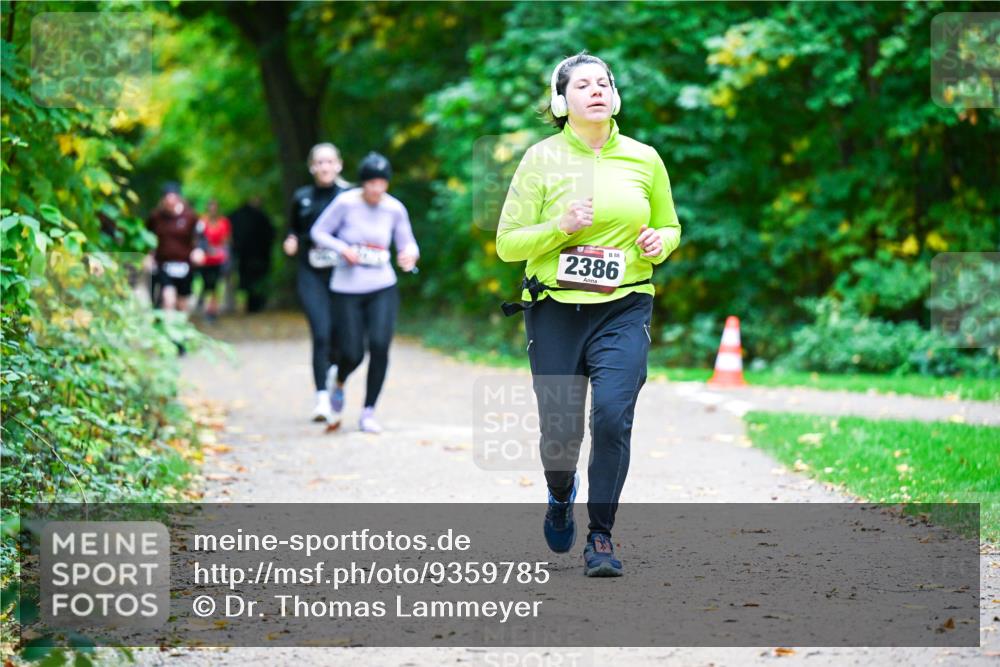 12.10.2025 - Bramfelder Halbmarathon 2025 Dr. Thomas Lammeyer http://msf.ph/oto/9359785 12.10.2025 11:09:31 Laufen 88, 2386 meine-sportfotos.de
