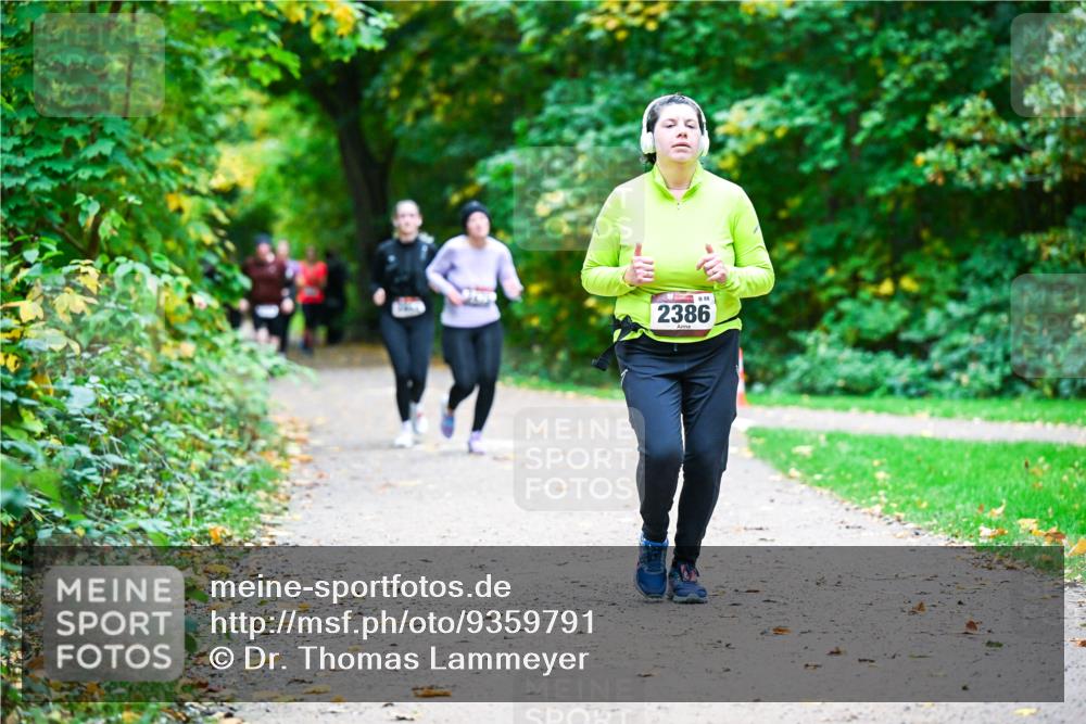 12.10.2025 - Bramfelder Halbmarathon 2025 Dr. Thomas Lammeyer http://msf.ph/oto/9359791 12.10.2025 11:09:32 Laufen 88, 2386 meine-sportfotos.de
