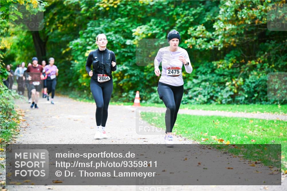 12.10.2025 - Bramfelder Halbmarathon 2025 Dr. Thomas Lammeyer http://msf.ph/oto/9359811 12.10.2025 11:09:36 Laufen 2475, 2804 meine-sportfotos.de