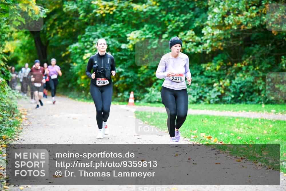 12.10.2025 - Bramfelder Halbmarathon 2025 Dr. Thomas Lammeyer http://msf.ph/oto/9359813 12.10.2025 11:09:36 Laufen 2475, 2804 meine-sportfotos.de