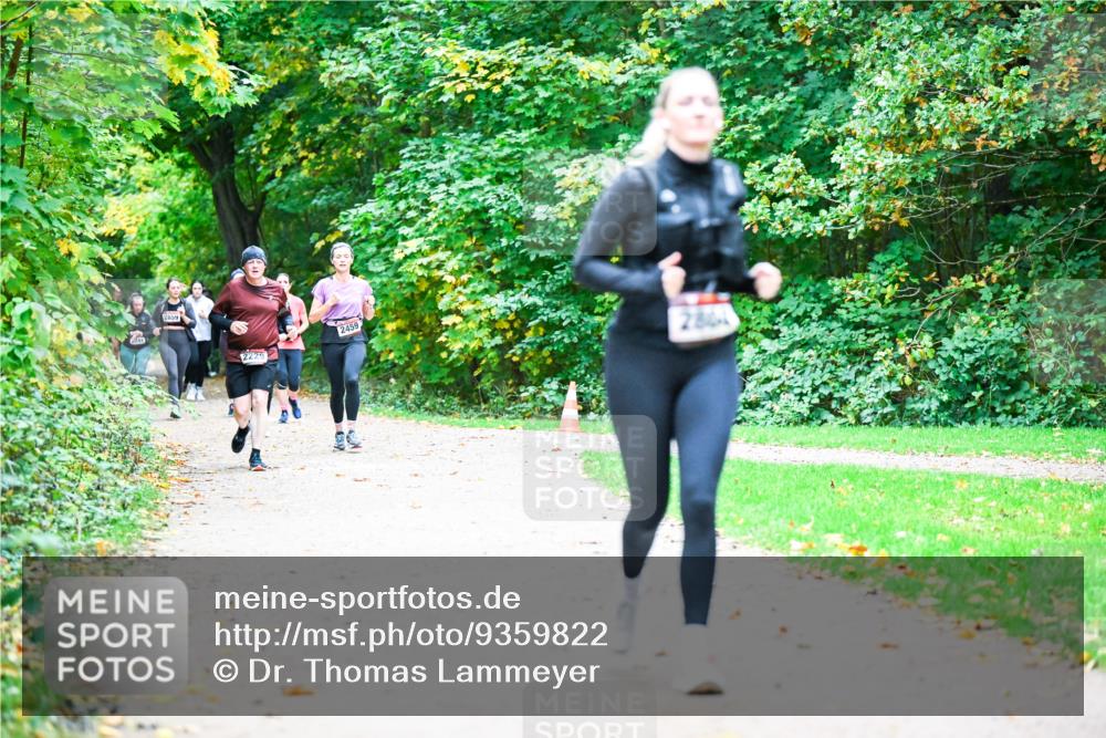 12.10.2025 - Bramfelder Halbmarathon 2025 Dr. Thomas Lammeyer http://msf.ph/oto/9359822 12.10.2025 11:09:38 Laufen  meine-sportfotos.de