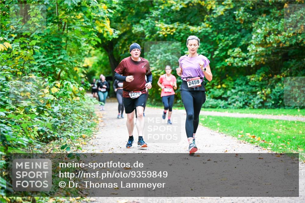12.10.2025 - Bramfelder Halbmarathon 2025 Dr. Thomas Lammeyer http://msf.ph/oto/9359849 12.10.2025 11:09:44 Laufen 2459, 2229 meine-sportfotos.de