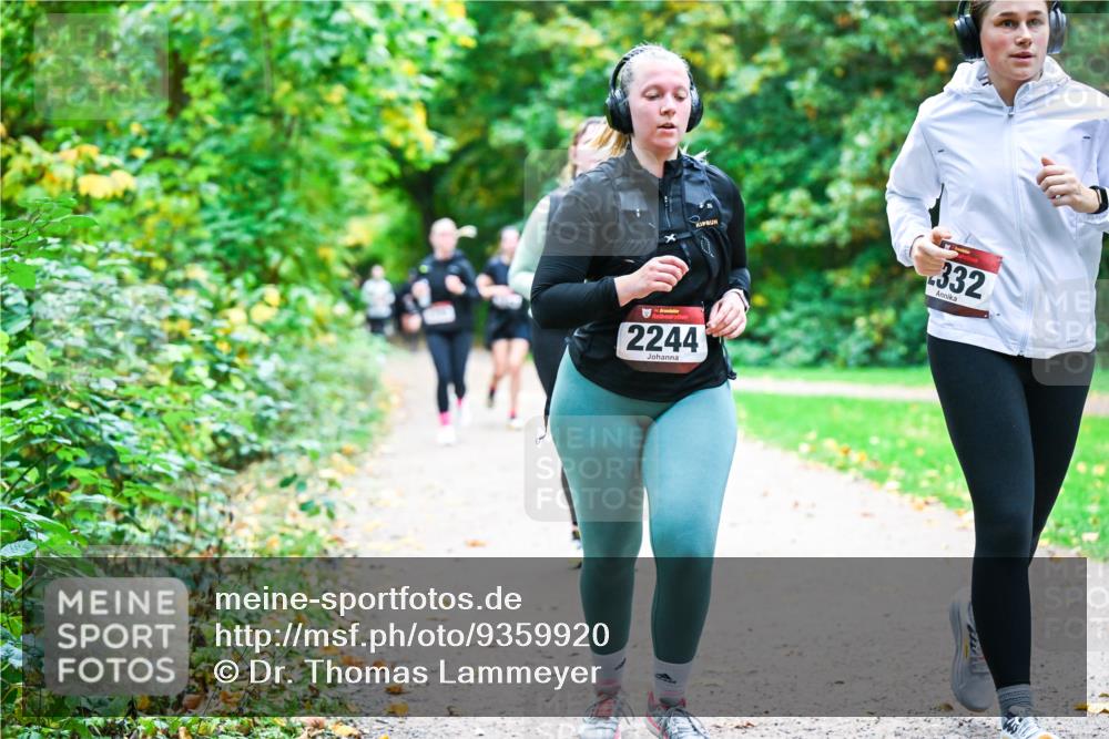 12.10.2025 - Bramfelder Halbmarathon 2025 Dr. Thomas Lammeyer http://msf.ph/oto/9359920 12.10.2025 11:09:57 Laufen 2244, 332 meine-sportfotos.de