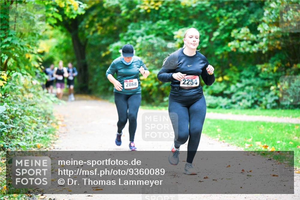 12.10.2025 - Bramfelder Halbmarathon 2025 Dr. Thomas Lammeyer http://msf.ph/oto/9360089 12.10.2025 11:10:33 Laufen 2868, 2254 meine-sportfotos.de