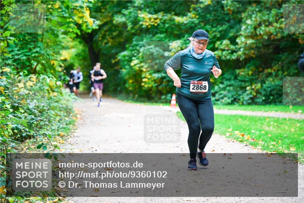 12.10.2025 - Bramfelder Halbmarathon 2025 Dr. Thomas Lammeyer http://msf.ph/oto/9360102 12.10.2025 11:10:36 Laufen 32, 2868 meine-sportfotos.de