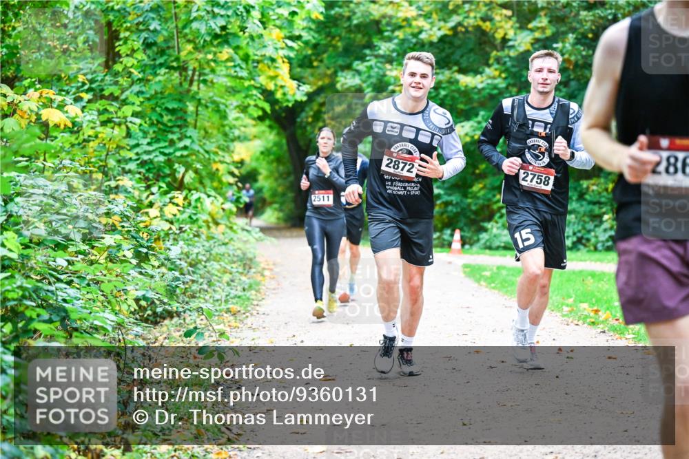 12.10.2025 - Bramfelder Halbmarathon 2025 Dr. Thomas Lammeyer http://msf.ph/oto/9360131 12.10.2025 11:10:45 Laufen 2511, 2872, 2758, 15, 286 meine-sportfotos.de