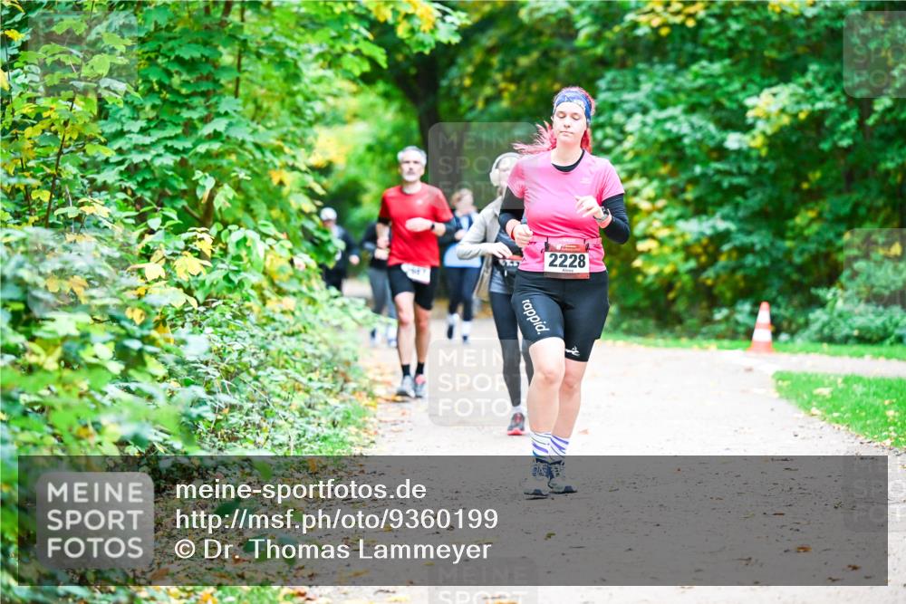 12.10.2025 - Bramfelder Halbmarathon 2025 Dr. Thomas Lammeyer http://msf.ph/oto/9360199 12.10.2025 11:11:11 Laufen 2228 meine-sportfotos.de
