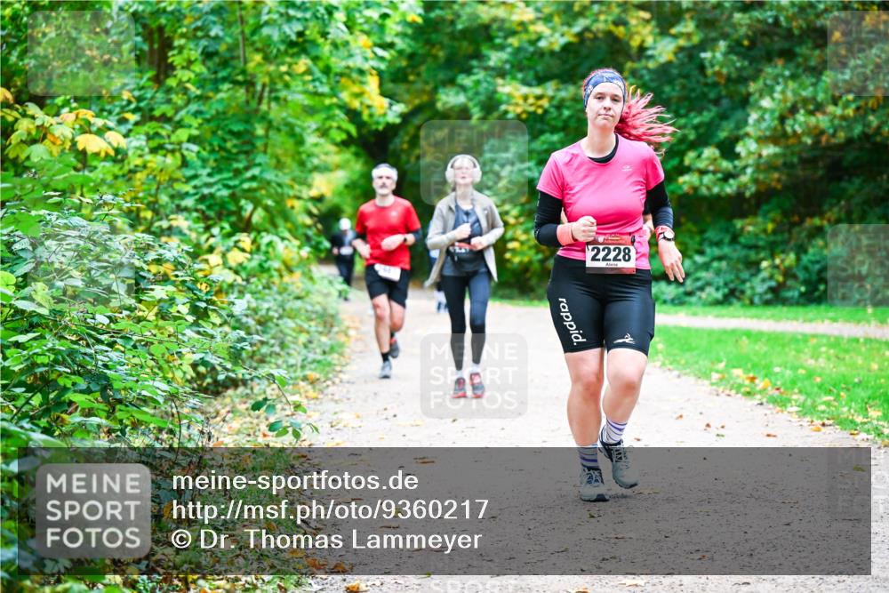 12.10.2025 - Bramfelder Halbmarathon 2025 Dr. Thomas Lammeyer http://msf.ph/oto/9360217 12.10.2025 11:11:13 Laufen 2228 meine-sportfotos.de