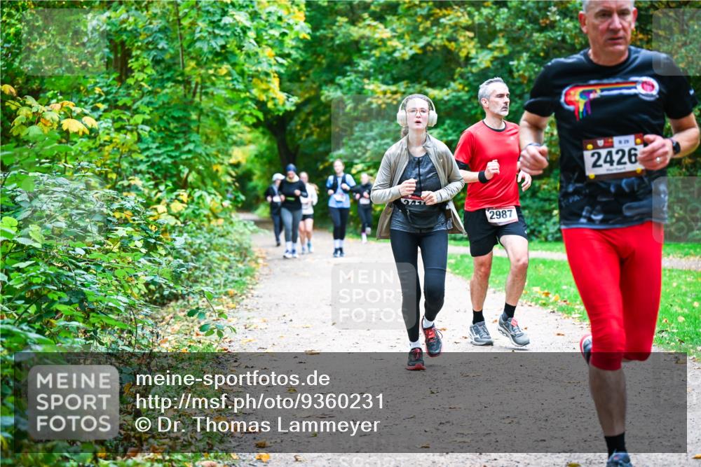12.10.2025 - Bramfelder Halbmarathon 2025 Dr. Thomas Lammeyer http://msf.ph/oto/9360231 12.10.2025 11:11:16 Laufen 2987, 2426 meine-sportfotos.de