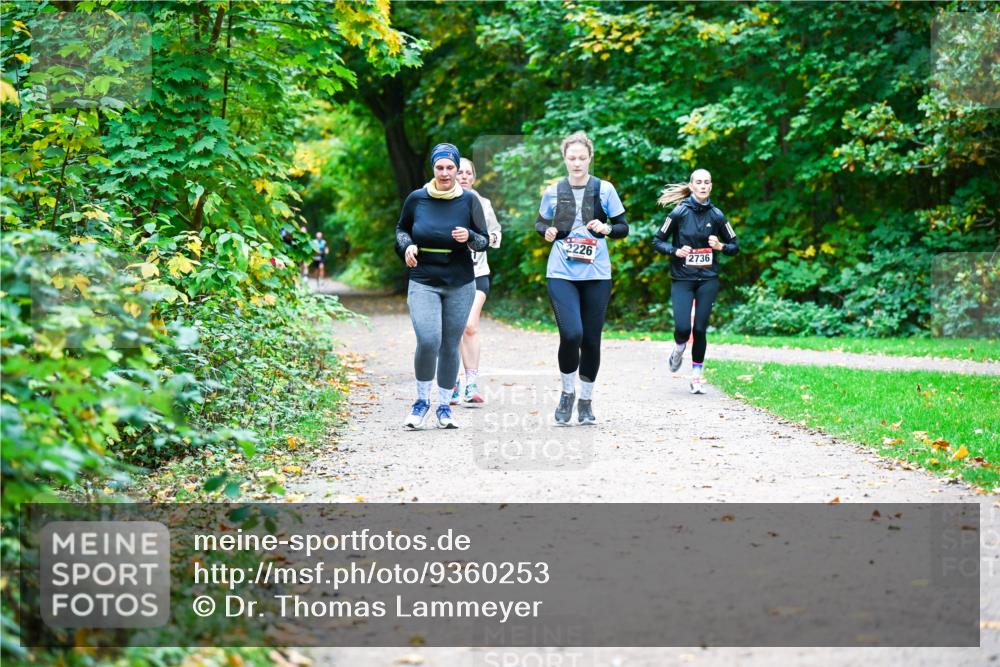 12.10.2025 - Bramfelder Halbmarathon 2025 Dr. Thomas Lammeyer http://msf.ph/oto/9360253 12.10.2025 11:11:19 Laufen 2226, 2736 meine-sportfotos.de