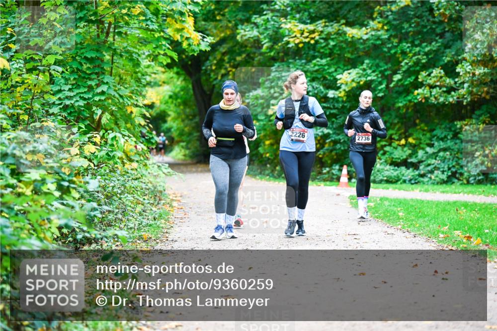 12.10.2025 - Bramfelder Halbmarathon 2025 Dr. Thomas Lammeyer http://msf.ph/oto/9360259 12.10.2025 11:11:20 Laufen 2226, 2736 meine-sportfotos.de