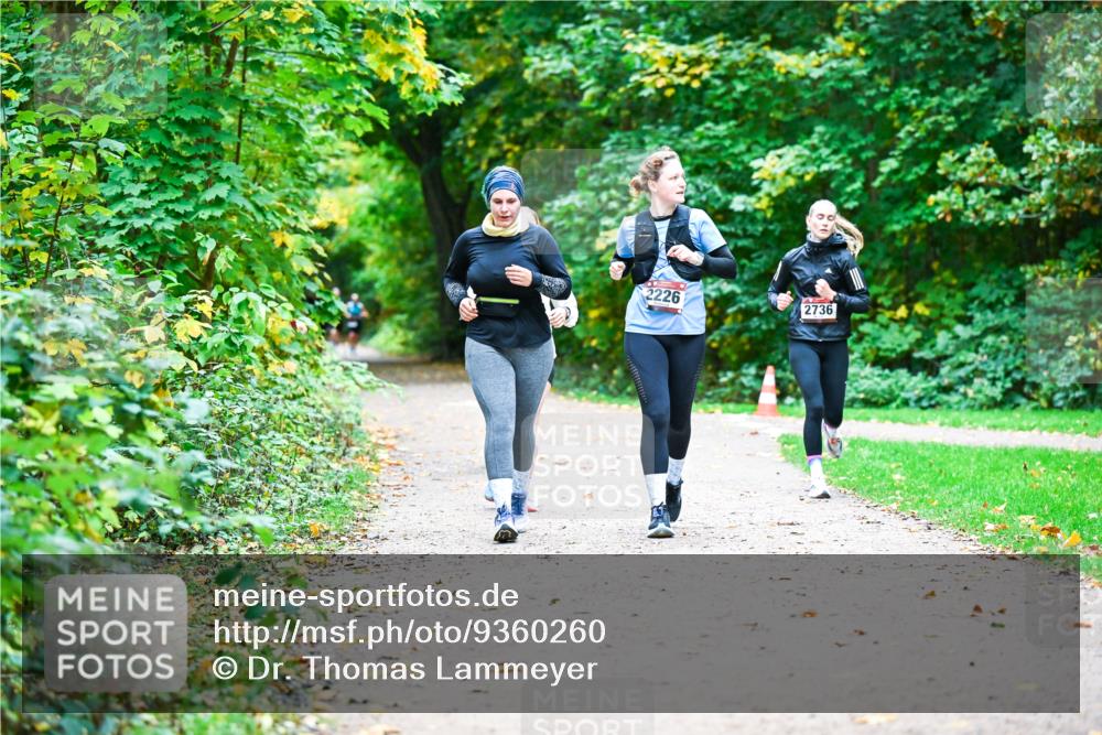 12.10.2025 - Bramfelder Halbmarathon 2025 Dr. Thomas Lammeyer http://msf.ph/oto/9360260 12.10.2025 11:11:20 Laufen 2226, 2736 meine-sportfotos.de