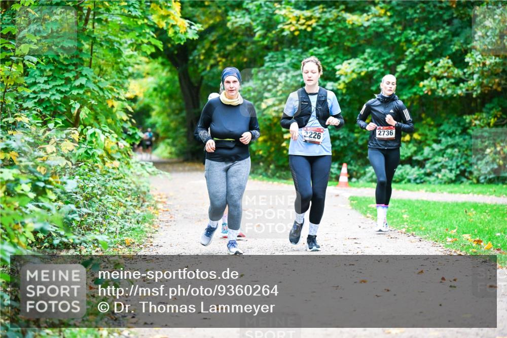 12.10.2025 - Bramfelder Halbmarathon 2025 Dr. Thomas Lammeyer http://msf.ph/oto/9360264 12.10.2025 11:11:21 Laufen 2736, 2226 meine-sportfotos.de