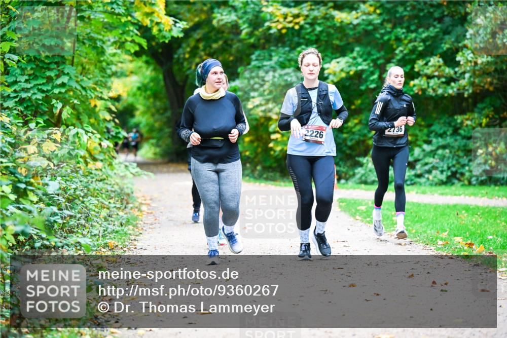 12.10.2025 - Bramfelder Halbmarathon 2025 Dr. Thomas Lammeyer http://msf.ph/oto/9360267 12.10.2025 11:11:21 Laufen 2736, 2226 meine-sportfotos.de