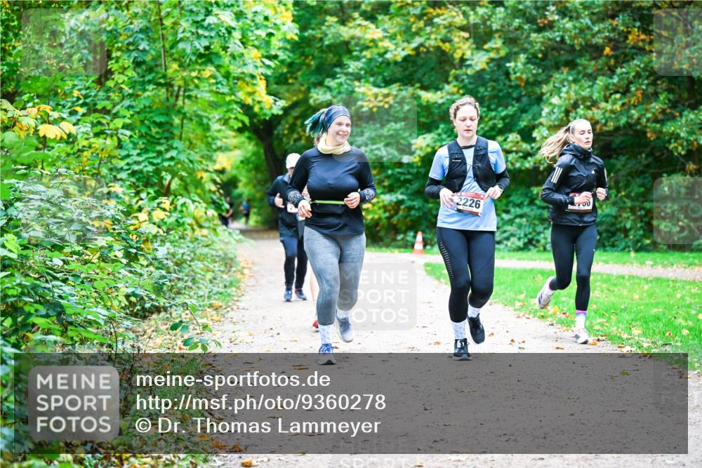 12.10.2025 - Bramfelder Halbmarathon 2025 Dr. Thomas Lammeyer http://msf.ph/oto/9360278 12.10.2025 11:11:23 Laufen 2226 meine-sportfotos.de