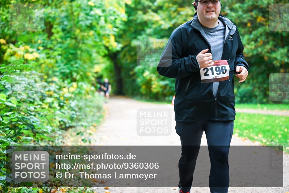 12.10.2025 - Bramfelder Halbmarathon 2025 Dr. Thomas Lammeyer http://msf.ph/oto/9360306 12.10.2025 11:11:28 Laufen 2196 meine-sportfotos.de