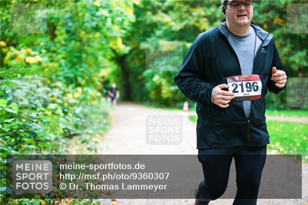 12.10.2025 - Bramfelder Halbmarathon 2025 Dr. Thomas Lammeyer http://msf.ph/oto/9360307 12.10.2025 11:11:28 Laufen 34, 2196, 9 meine-sportfotos.de
