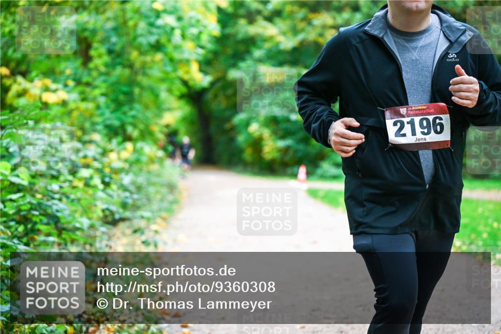 12.10.2025 - Bramfelder Halbmarathon 2025 Dr. Thomas Lammeyer http://msf.ph/oto/9360308 12.10.2025 11:11:28 Laufen 34, 2196 meine-sportfotos.de