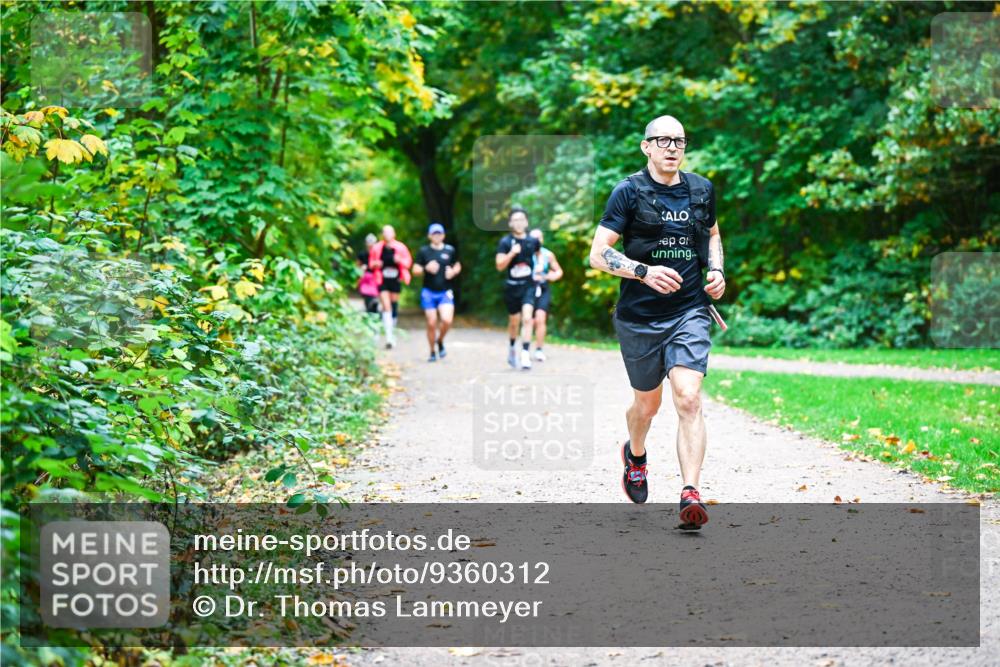 12.10.2025 - Bramfelder Halbmarathon 2025 Dr. Thomas Lammeyer http://msf.ph/oto/9360312 12.10.2025 11:11:37 Laufen  meine-sportfotos.de