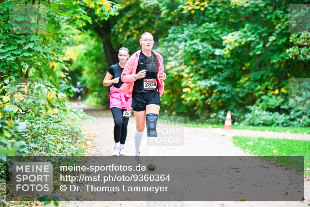 12.10.2025 - Bramfelder Halbmarathon 2025 Dr. Thomas Lammeyer http://msf.ph/oto/9360364 12.10.2025 11:11:47 Laufen 2820, 281 meine-sportfotos.de
