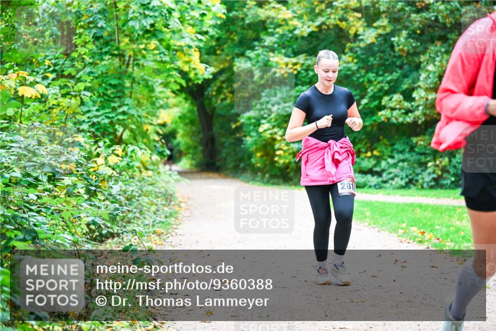 12.10.2025 - Bramfelder Halbmarathon 2025 Dr. Thomas Lammeyer http://msf.ph/oto/9360388 12.10.2025 11:11:52 Laufen 281 meine-sportfotos.de