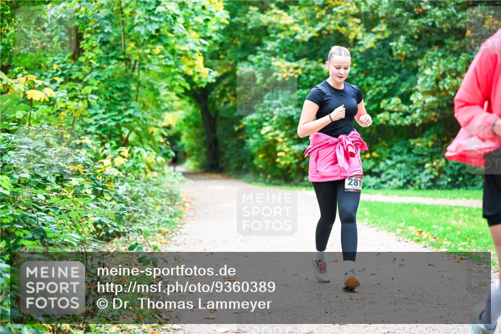 12.10.2025 - Bramfelder Halbmarathon 2025 Dr. Thomas Lammeyer http://msf.ph/oto/9360389 12.10.2025 11:11:52 Laufen 281 meine-sportfotos.de