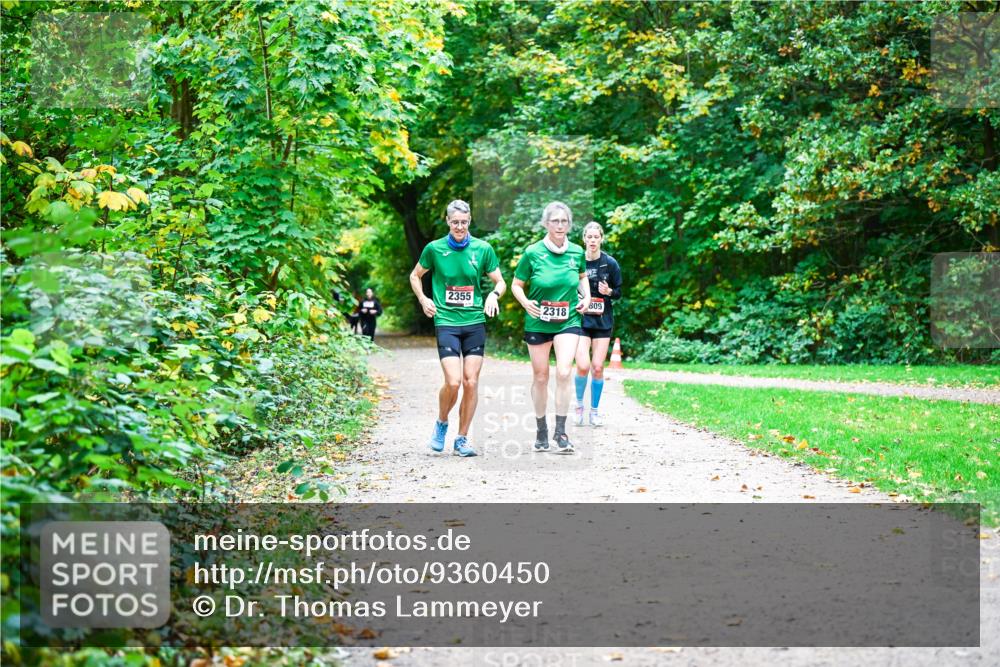 12.10.2025 - Bramfelder Halbmarathon 2025 Dr. Thomas Lammeyer http://msf.ph/oto/9360450 12.10.2025 11:12:22 Laufen 2355, 2318, 809 meine-sportfotos.de