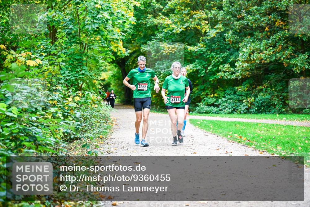 12.10.2025 - Bramfelder Halbmarathon 2025 Dr. Thomas Lammeyer http://msf.ph/oto/9360455 12.10.2025 11:12:23 Laufen 2355, 2318 meine-sportfotos.de