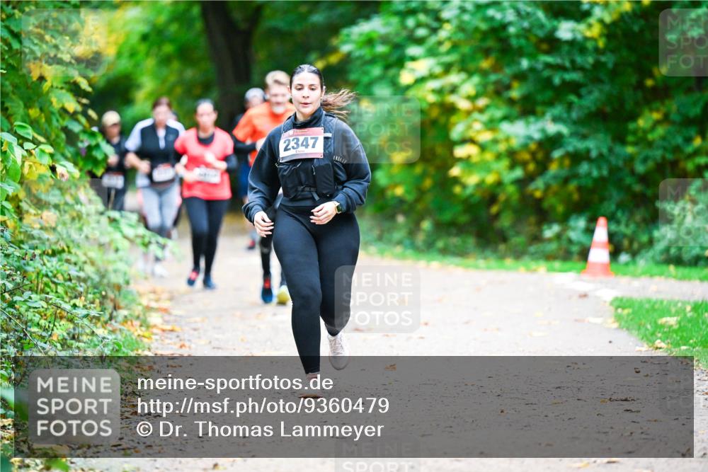 12.10.2025 - Bramfelder Halbmarathon 2025 Dr. Thomas Lammeyer http://msf.ph/oto/9360479 12.10.2025 11:12:35 Laufen 2347 meine-sportfotos.de