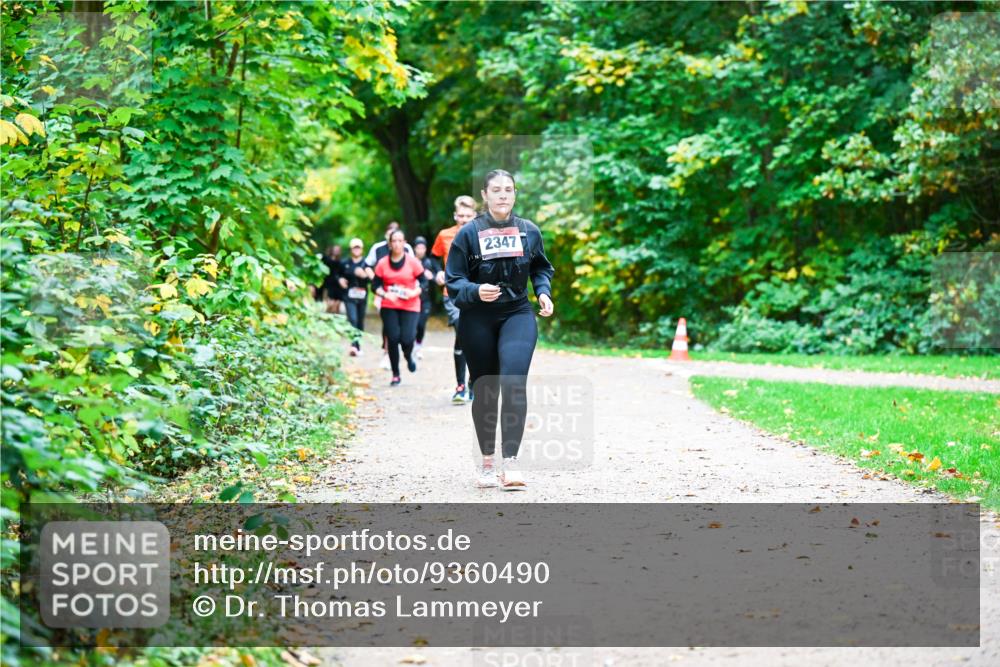 12.10.2025 - Bramfelder Halbmarathon 2025 Dr. Thomas Lammeyer http://msf.ph/oto/9360490 12.10.2025 11:12:37 Laufen 2347 meine-sportfotos.de