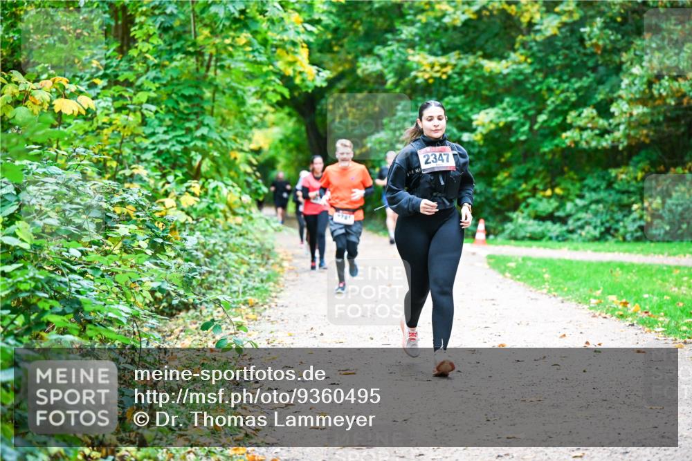 12.10.2025 - Bramfelder Halbmarathon 2025 Dr. Thomas Lammeyer http://msf.ph/oto/9360495 12.10.2025 11:12:38 Laufen 9781, 2347 meine-sportfotos.de