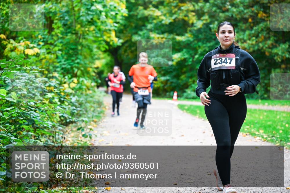12.10.2025 - Bramfelder Halbmarathon 2025 Dr. Thomas Lammeyer http://msf.ph/oto/9360501 12.10.2025 11:12:40 Laufen 2347 meine-sportfotos.de