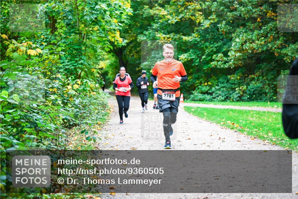 12.10.2025 - Bramfelder Halbmarathon 2025 Dr. Thomas Lammeyer http://msf.ph/oto/9360505 12.10.2025 11:12:41 Laufen 2781 meine-sportfotos.de
