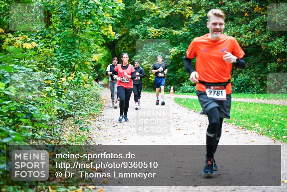 12.10.2025 - Bramfelder Halbmarathon 2025 Dr. Thomas Lammeyer http://msf.ph/oto/9360510 12.10.2025 11:12:42 Laufen 2914, 793, 2704, 2781 meine-sportfotos.de