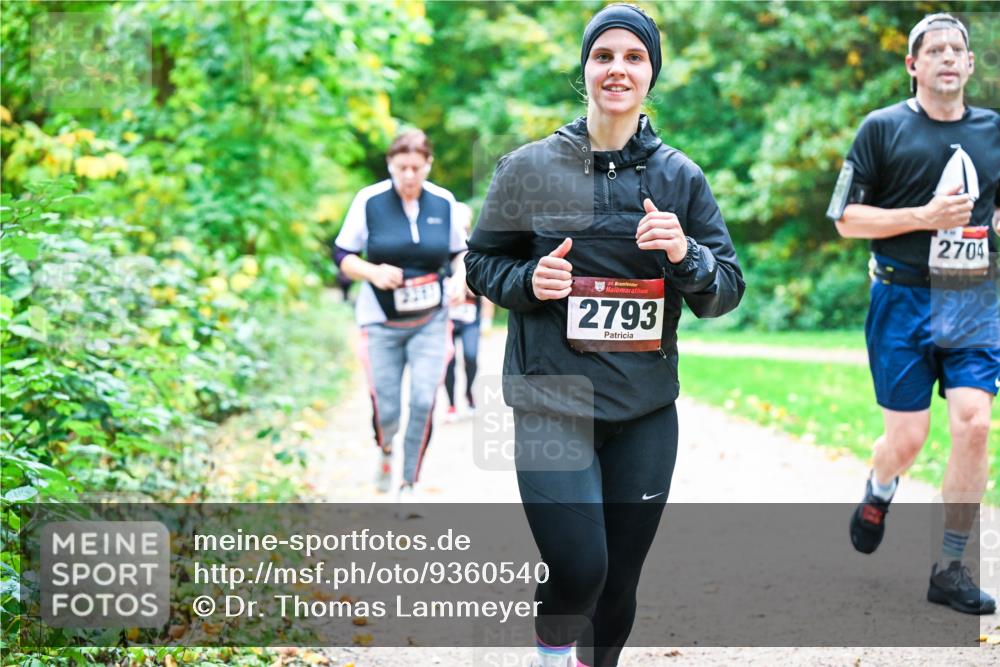 12.10.2025 - Bramfelder Halbmarathon 2025 Dr. Thomas Lammeyer http://msf.ph/oto/9360540 12.10.2025 11:12:47 Laufen 34, 2793, 2704 meine-sportfotos.de