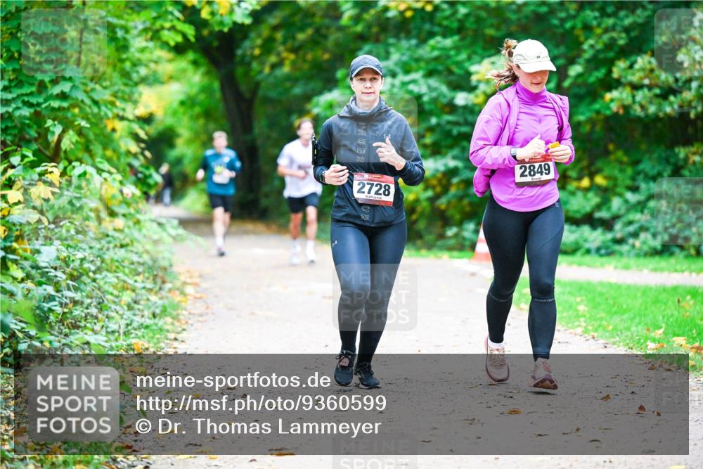 12.10.2025 - Bramfelder Halbmarathon 2025 Dr. Thomas Lammeyer http://msf.ph/oto/9360599 12.10.2025 11:13:07 Laufen 2728, 2849, 20 meine-sportfotos.de