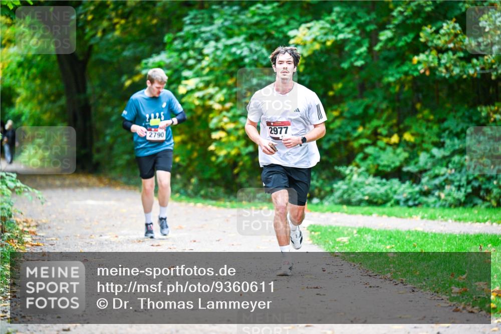 12.10.2025 - Bramfelder Halbmarathon 2025 Dr. Thomas Lammeyer http://msf.ph/oto/9360611 12.10.2025 11:13:11 Laufen 2125, 2790, 2977 meine-sportfotos.de
