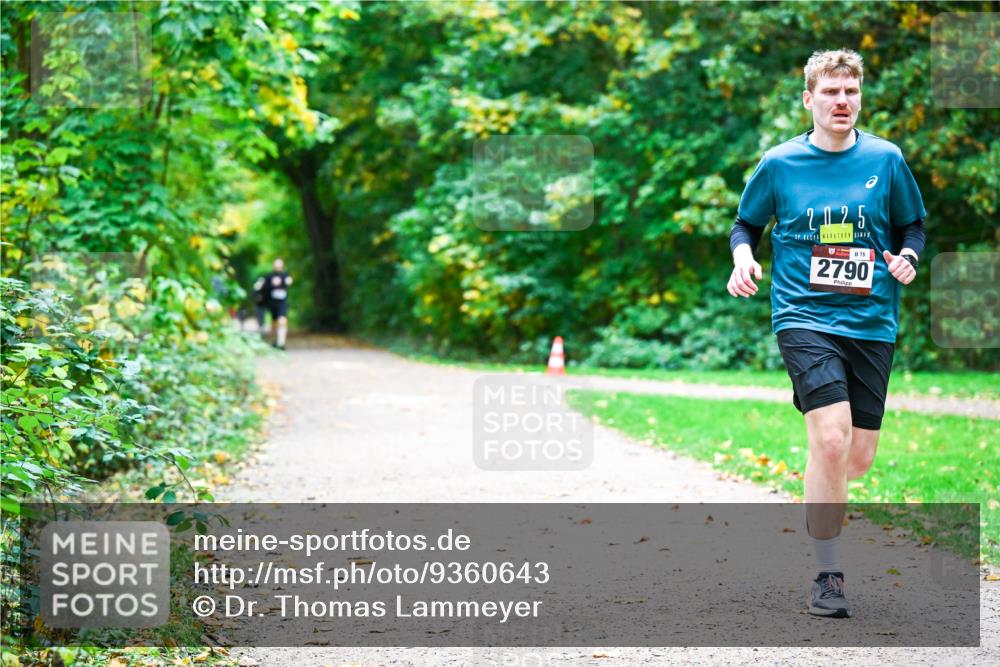 12.10.2025 - Bramfelder Halbmarathon 2025 Dr. Thomas Lammeyer http://msf.ph/oto/9360643 12.10.2025 11:13:16 Laufen 2025, 75, 2790 meine-sportfotos.de