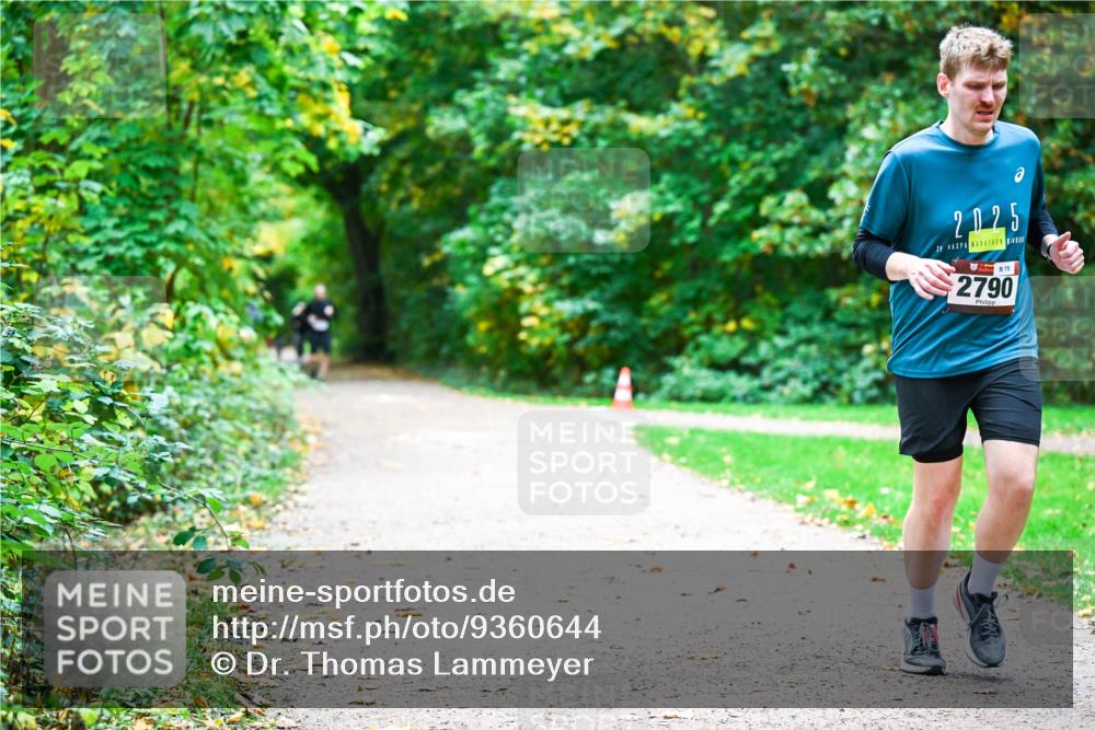 12.10.2025 - Bramfelder Halbmarathon 2025 Dr. Thomas Lammeyer http://msf.ph/oto/9360644 12.10.2025 11:13:16 Laufen 2025, 29, 75, 2790 meine-sportfotos.de