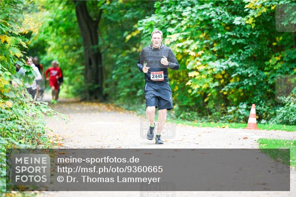 12.10.2025 - Bramfelder Halbmarathon 2025 Dr. Thomas Lammeyer http://msf.ph/oto/9360665 12.10.2025 11:13:22 Laufen 2445 meine-sportfotos.de