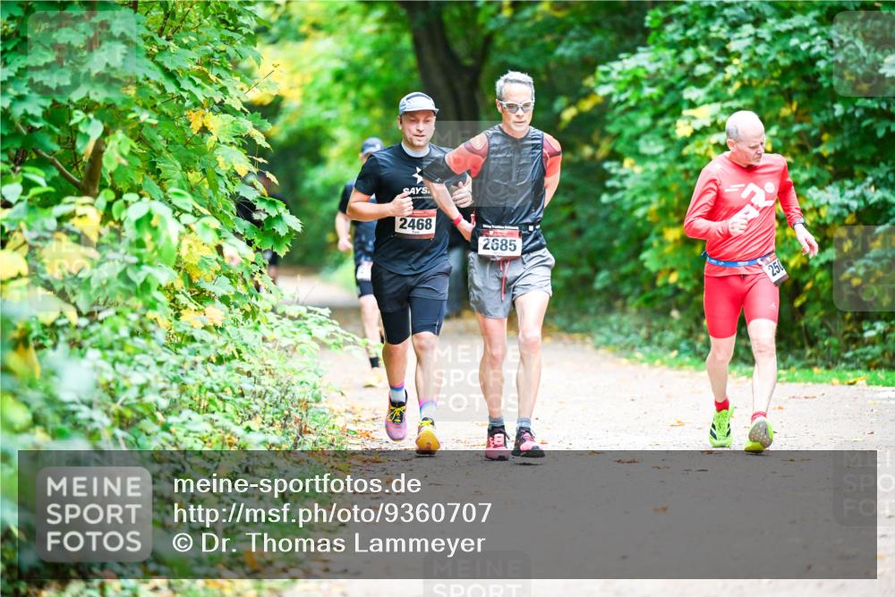 12.10.2025 - Bramfelder Halbmarathon 2025 Dr. Thomas Lammeyer http://msf.ph/oto/9360707 12.10.2025 11:13:35 Laufen 2468, 2685, 250 meine-sportfotos.de