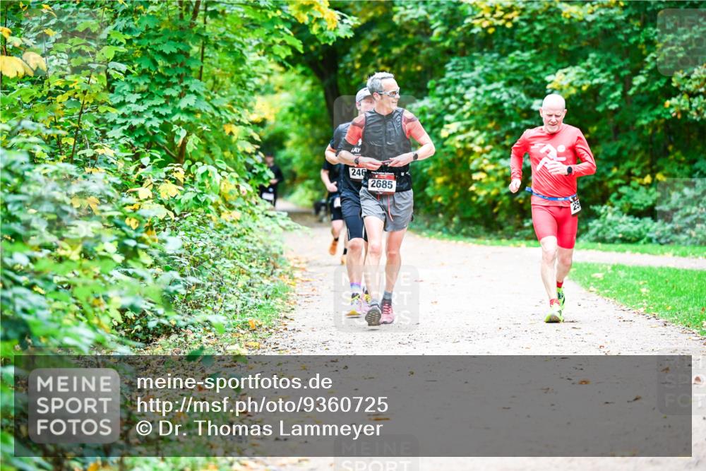 12.10.2025 - Bramfelder Halbmarathon 2025 Dr. Thomas Lammeyer http://msf.ph/oto/9360725 12.10.2025 11:13:37 Laufen 246, 2685 meine-sportfotos.de