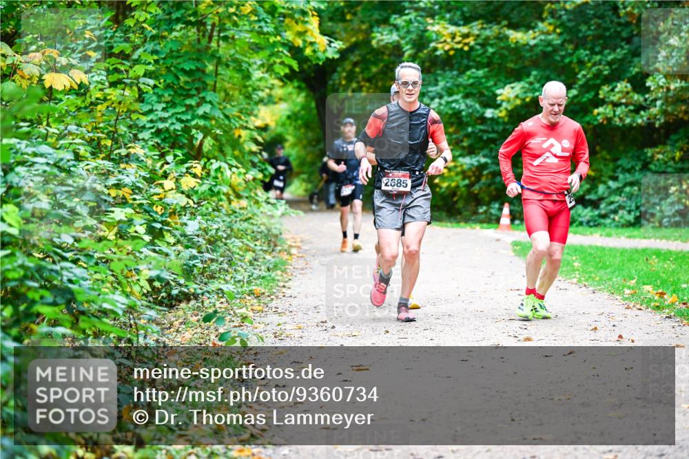 12.10.2025 - Bramfelder Halbmarathon 2025 Dr. Thomas Lammeyer http://msf.ph/oto/9360734 12.10.2025 11:13:38 Laufen 2685 meine-sportfotos.de