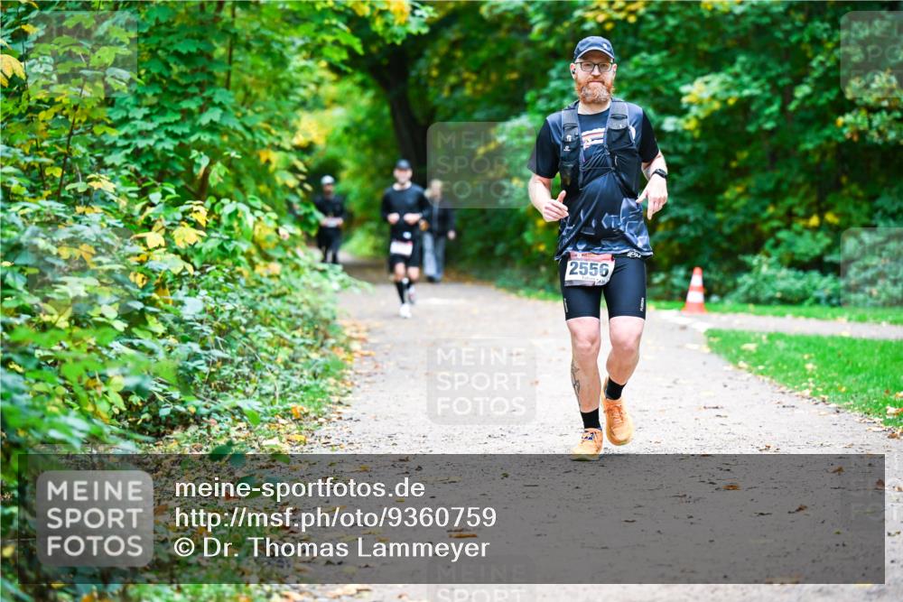 12.10.2025 - Bramfelder Halbmarathon 2025 Dr. Thomas Lammeyer http://msf.ph/oto/9360759 12.10.2025 11:13:42 Laufen 2556 meine-sportfotos.de