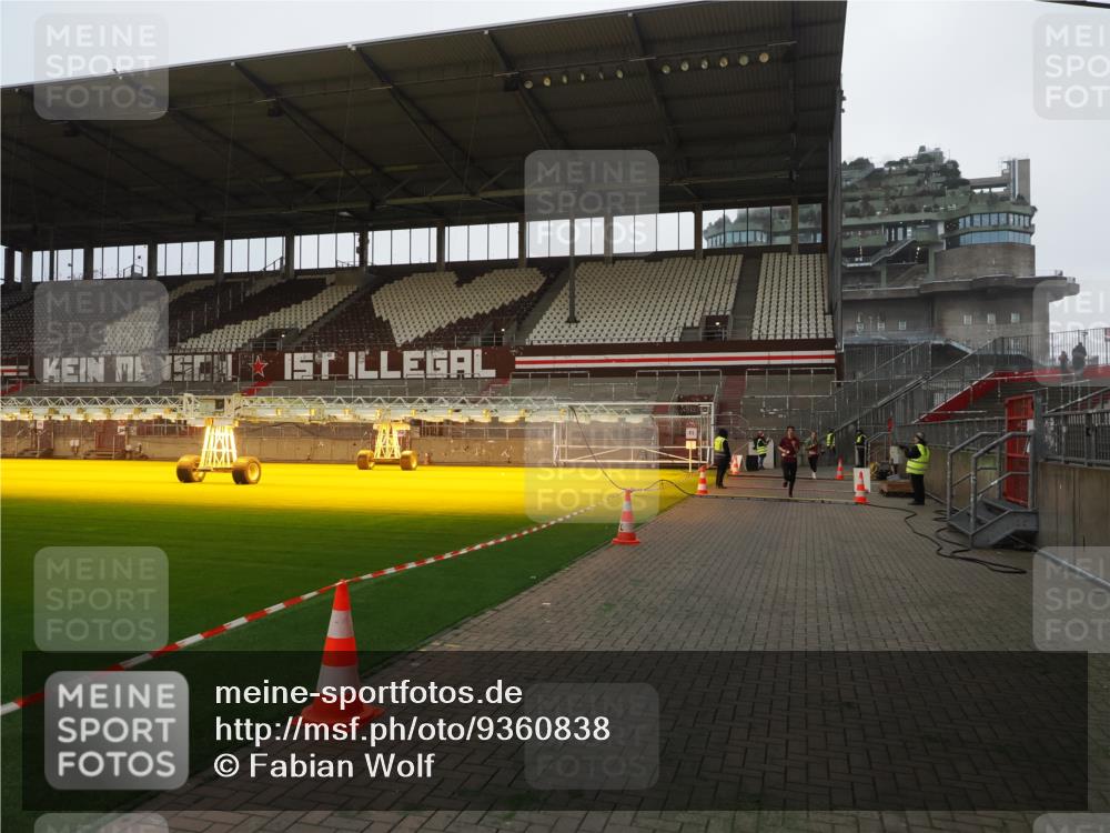 07.12.2025 - St. Pauli X-Mass-Run No. 15 Fabian Wolf http://msf.ph/oto/9360838 07.12.2025 09:51:30 Ziel 13, 1258, 1893, 2030, 2135, 2646, 3110, 4273 meine-sportfotos.de