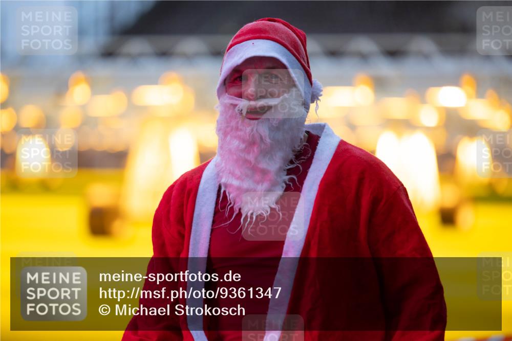 07.12.2025 - St. Pauli X-Mass-Run No. 15 Michael Strokosch http://msf.ph/oto/9361347 07.12.2025 10:52:54 Laufen  meine-sportfotos.de