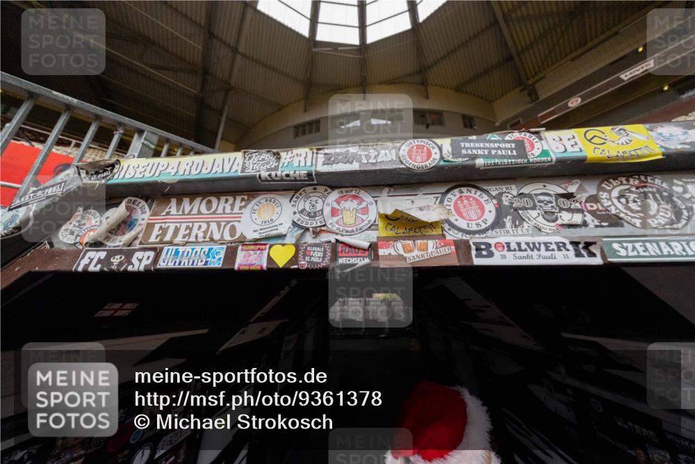 07.12.2025 - St. Pauli X-Mass-Run No. 15 Michael Strokosch http://msf.ph/oto/9361378 07.12.2025 11:06:02 Laufen 203, 1910, 18, 12, 20, 11 meine-sportfotos.de