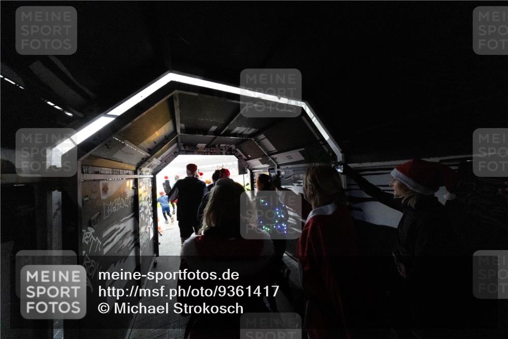 07.12.2025 - St. Pauli X-Mass-Run No. 15 Michael Strokosch http://msf.ph/oto/9361417 07.12.2025 11:12:10 Laufen  meine-sportfotos.de