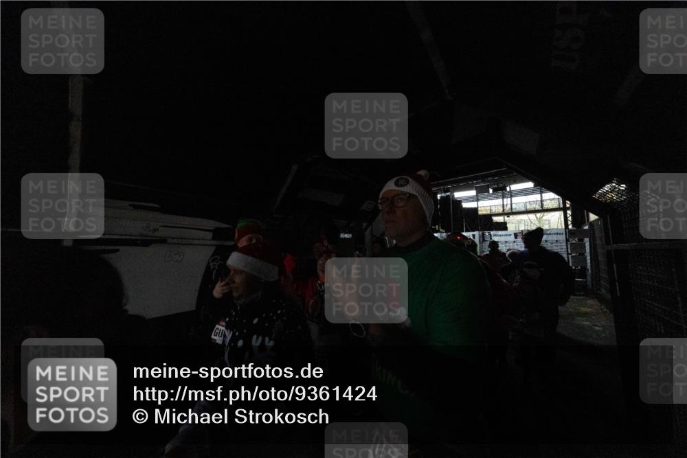 07.12.2025 - St. Pauli X-Mass-Run No. 15 Michael Strokosch http://msf.ph/oto/9361424 07.12.2025 11:12:18 Laufen  meine-sportfotos.de